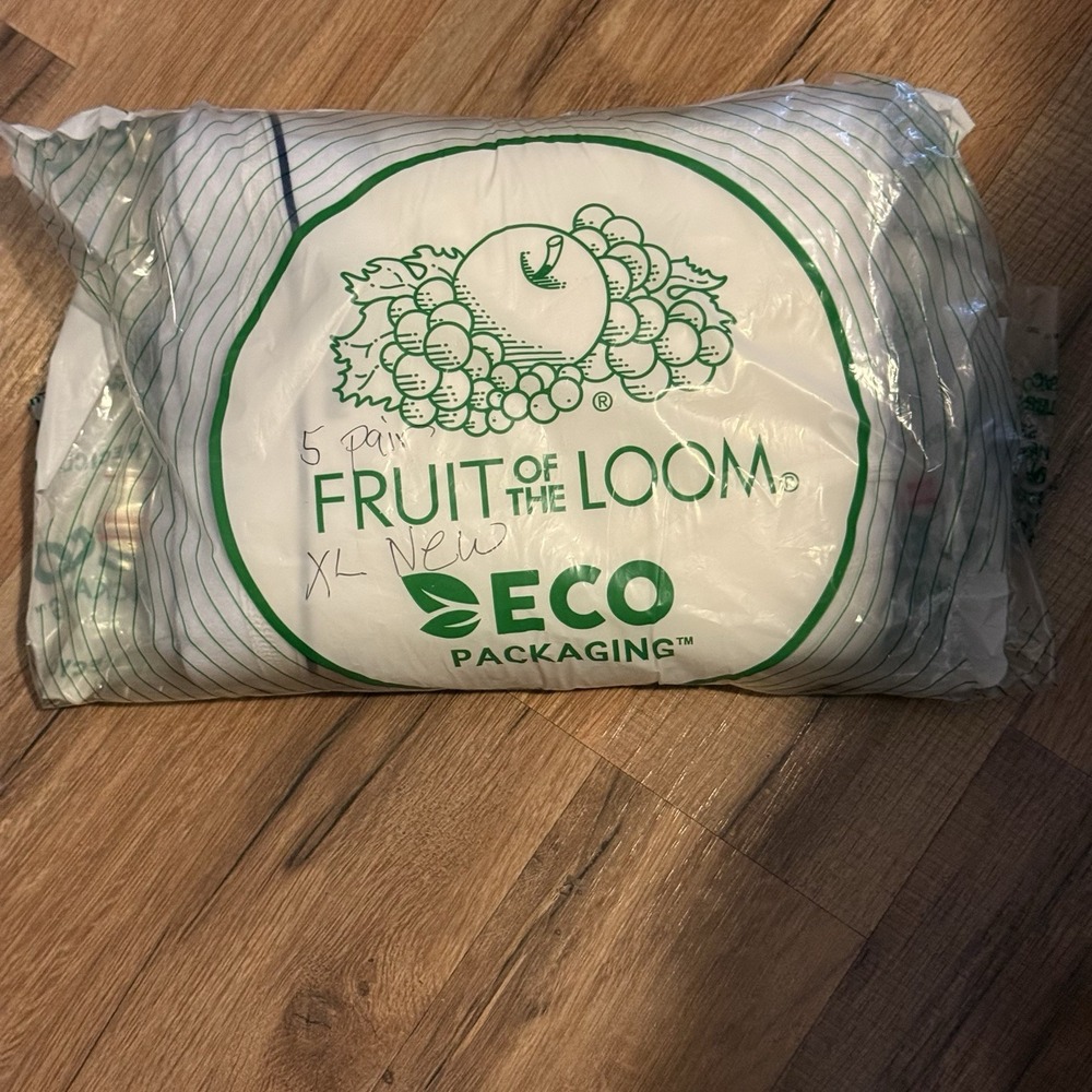 Fruit of the Loom White XL Boxer Briefs ECO Packaging 5 Pack